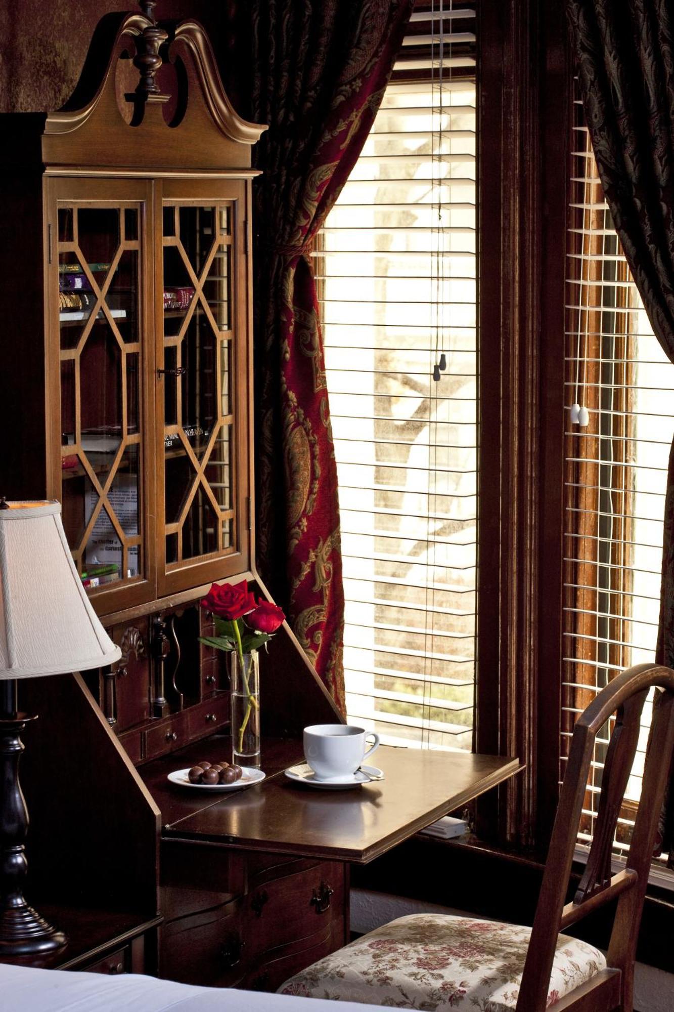 American Guest House Washington Room photo